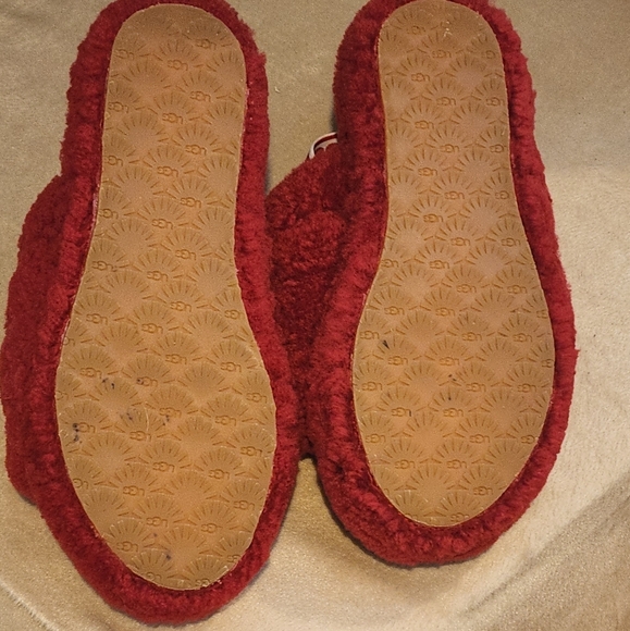 UGG Slippers Womens Size 5 - Picture 4 of 4